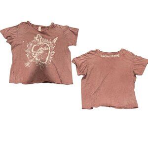 Magnolia Pearl Heart Tee